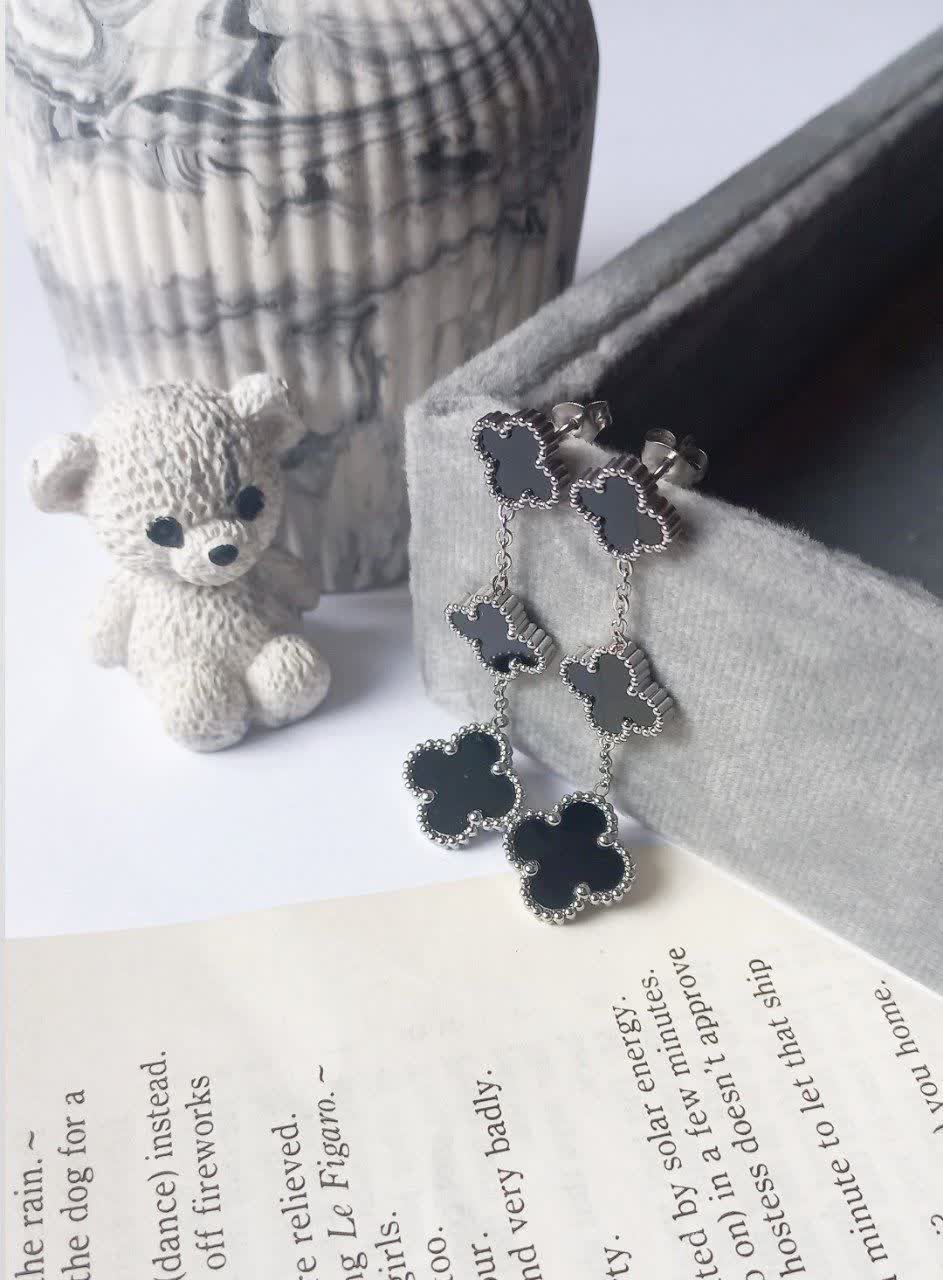 گوشواره ونکلیف