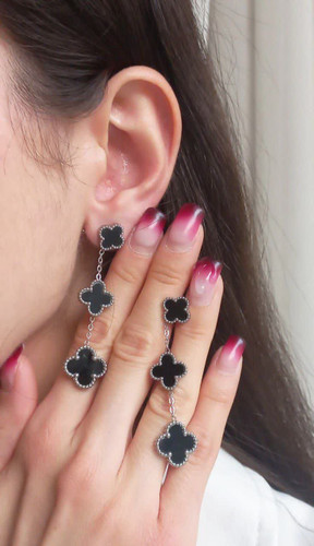 گوشواره سه ردیفه ونکلیف